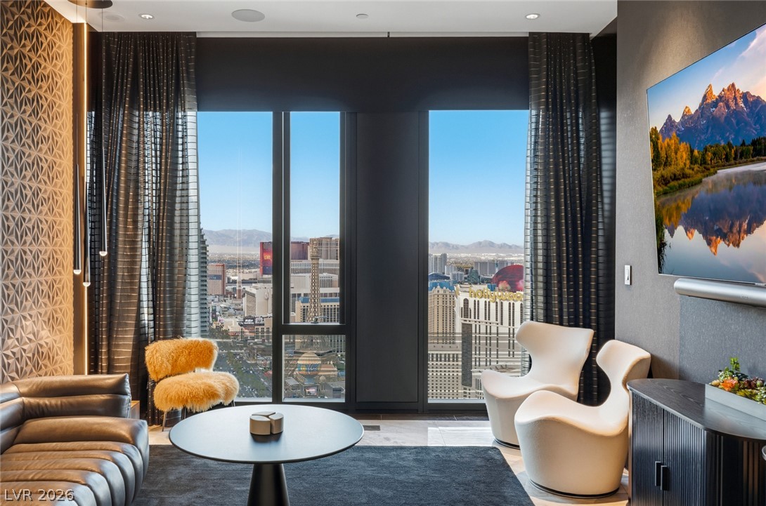 3750 Las Vegas Boulevard 4304