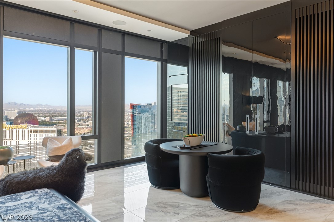 3750 Las Vegas Boulevard 4304