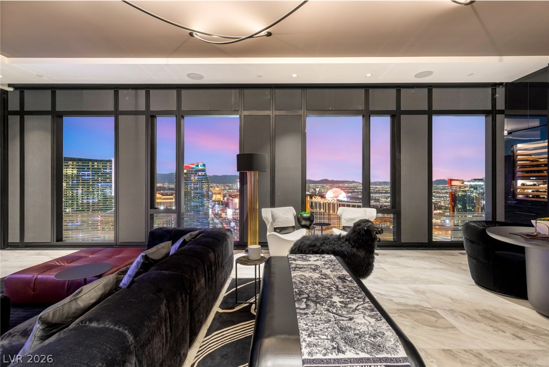 3750 Las Vegas Boulevard 4304