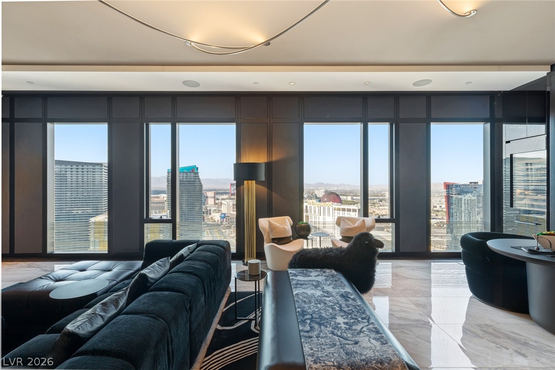 3750 Las Vegas Boulevard 4304