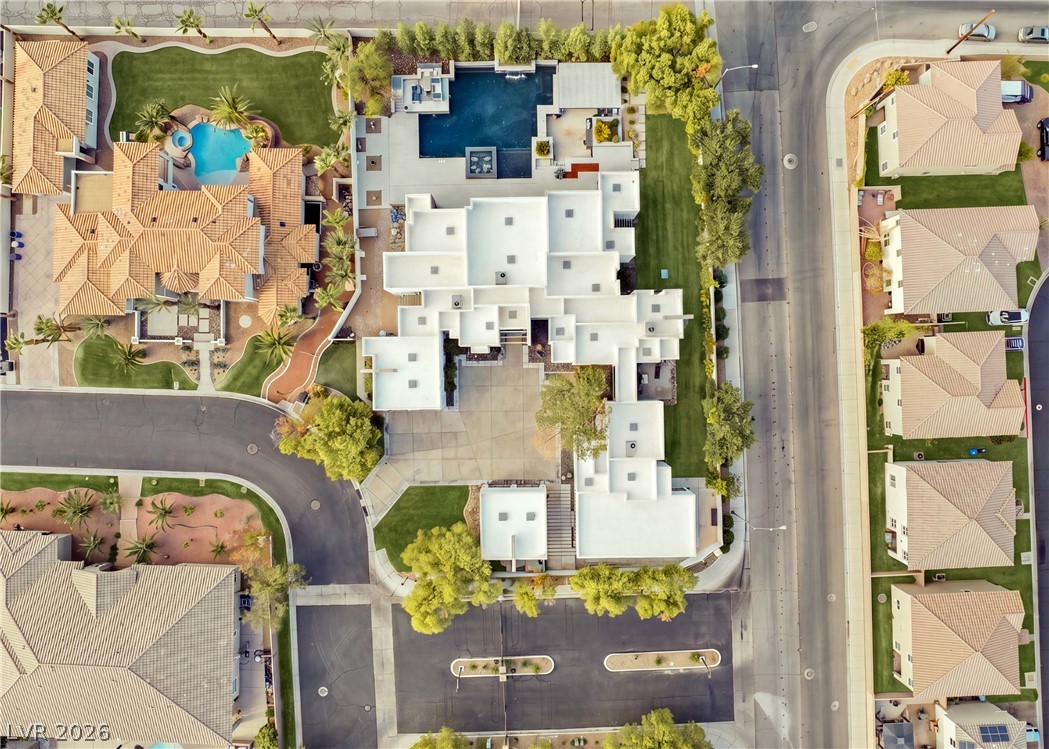 3716 Caesars Circle