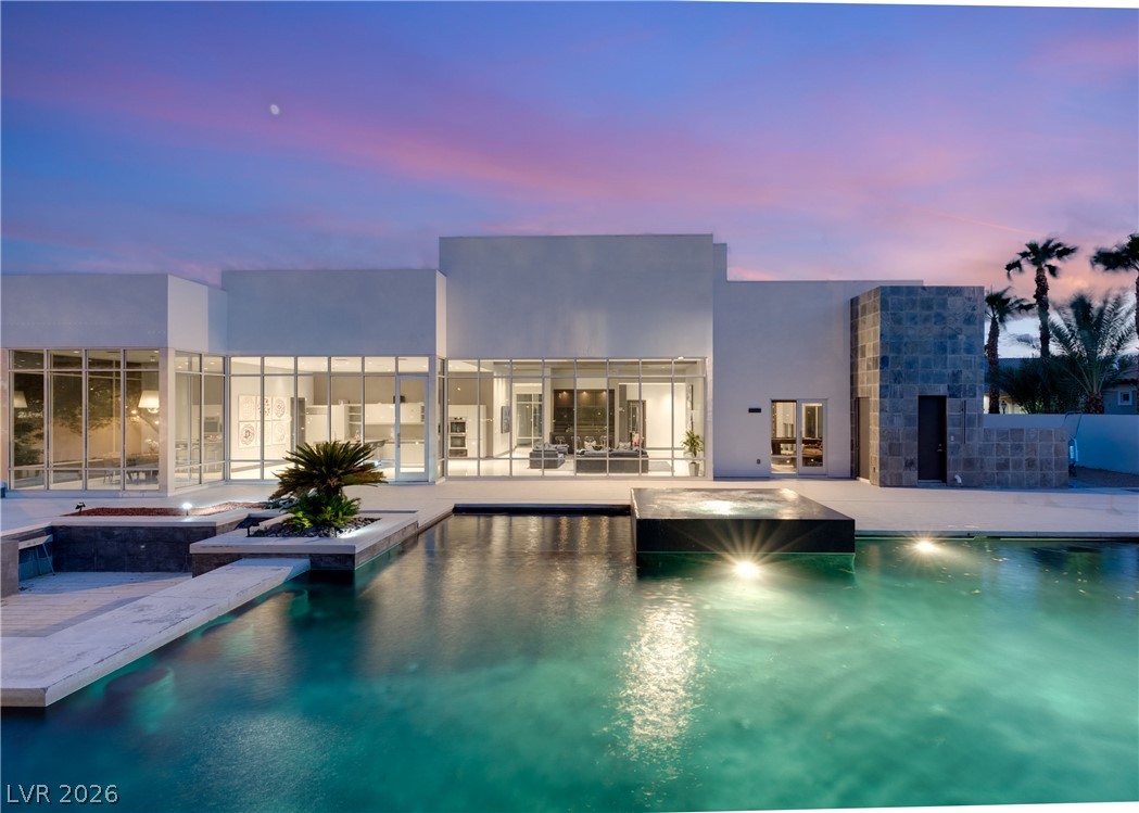3716 Caesars Circle