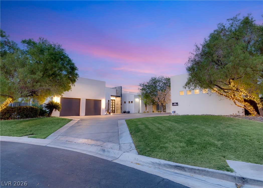 3716 Caesars Circle
