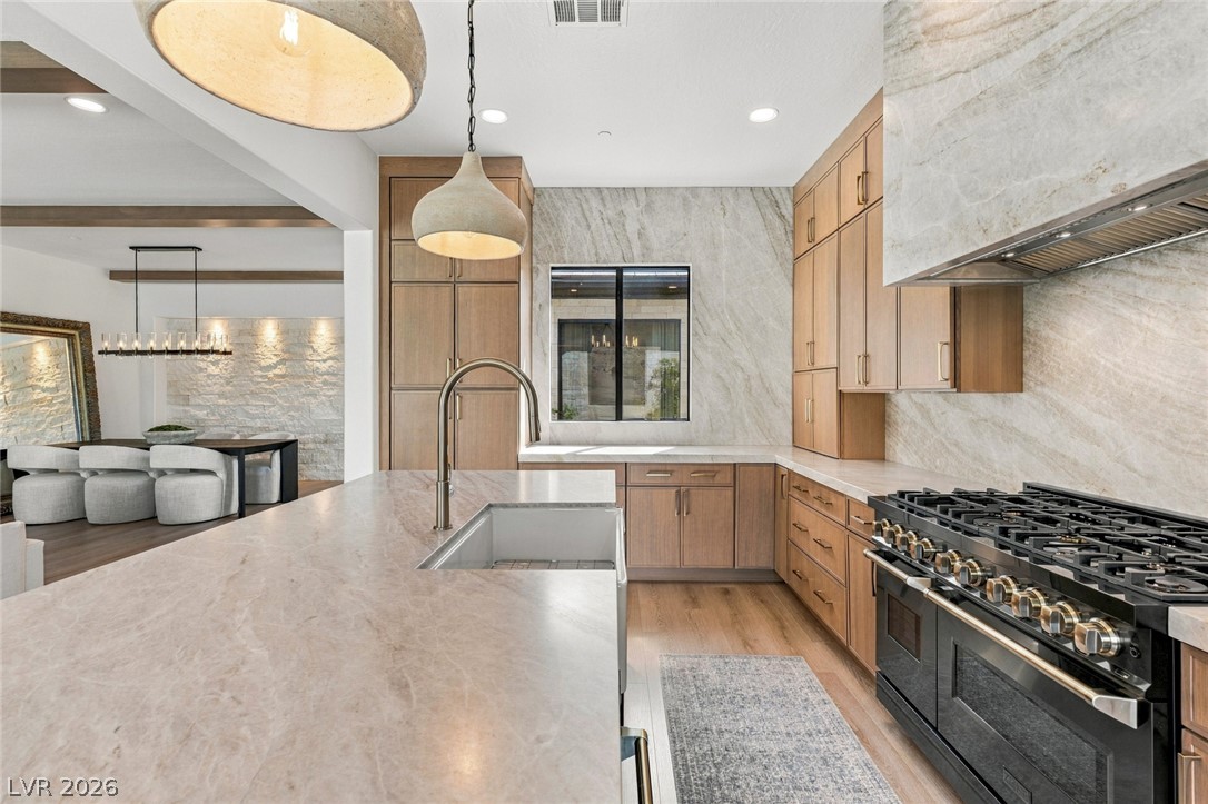 40 Stonemark Drive