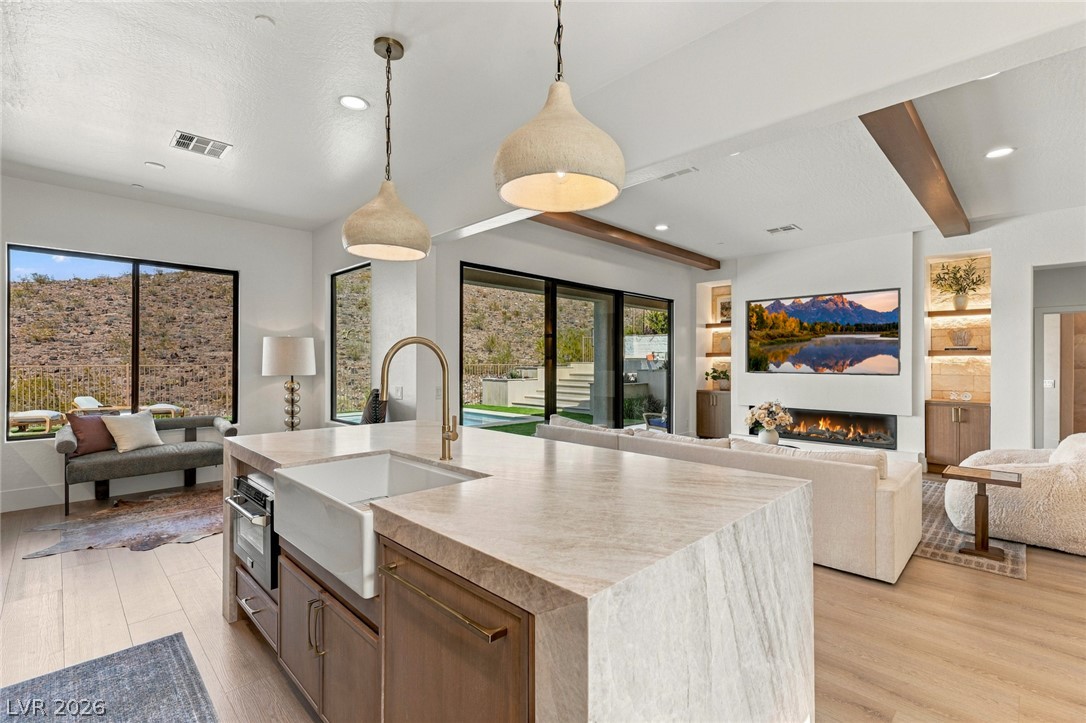 40 Stonemark Drive