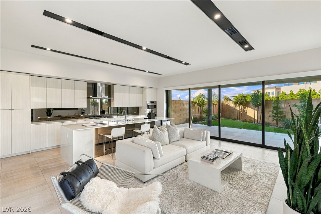 4022 Heron Fairway Drive