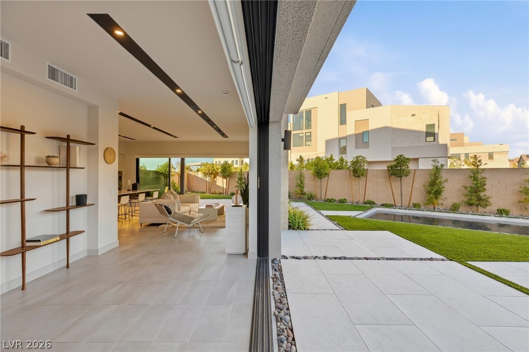 4022 Heron Fairway Drive