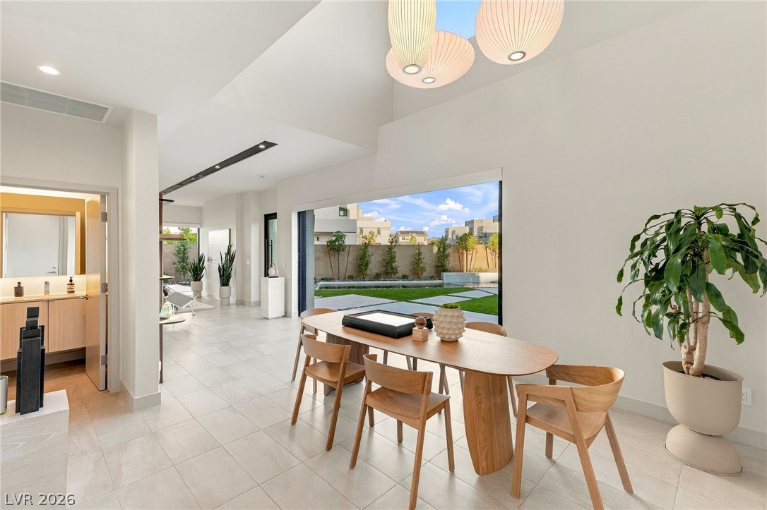 4022 Heron Fairway Drive