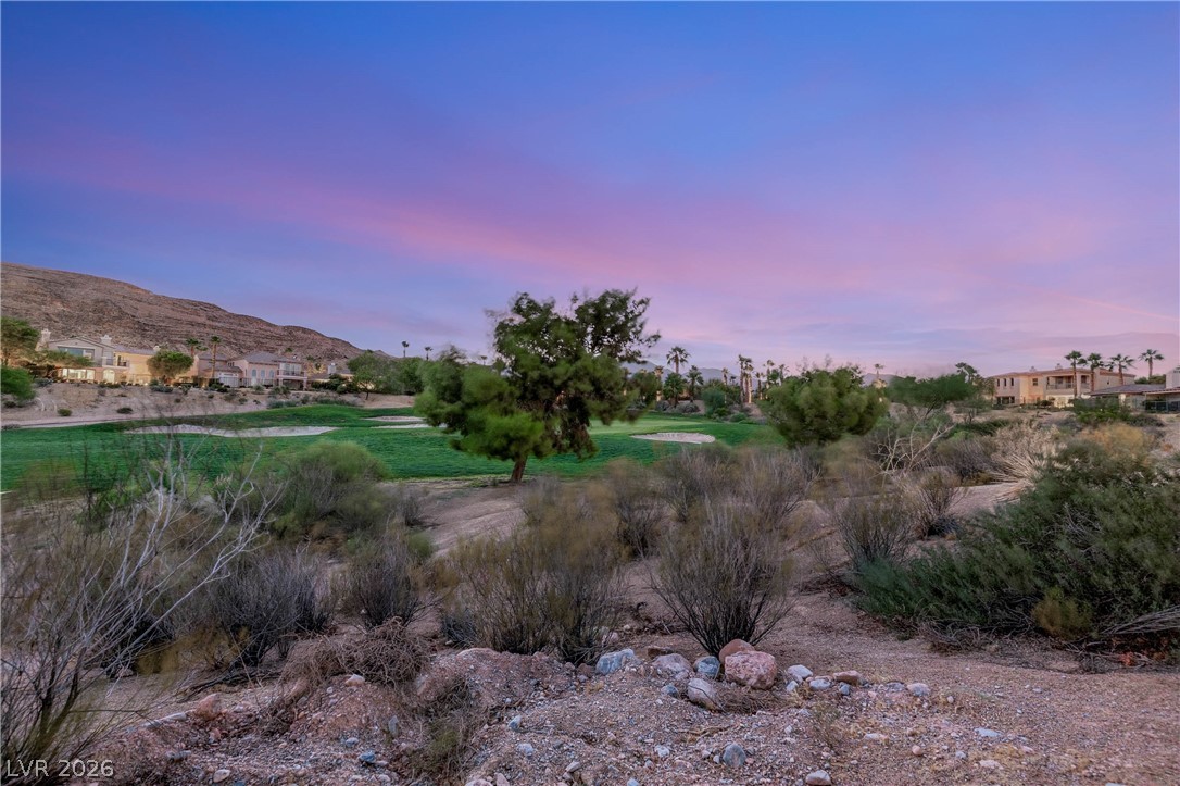 2575 Turtle Head Peak Drive