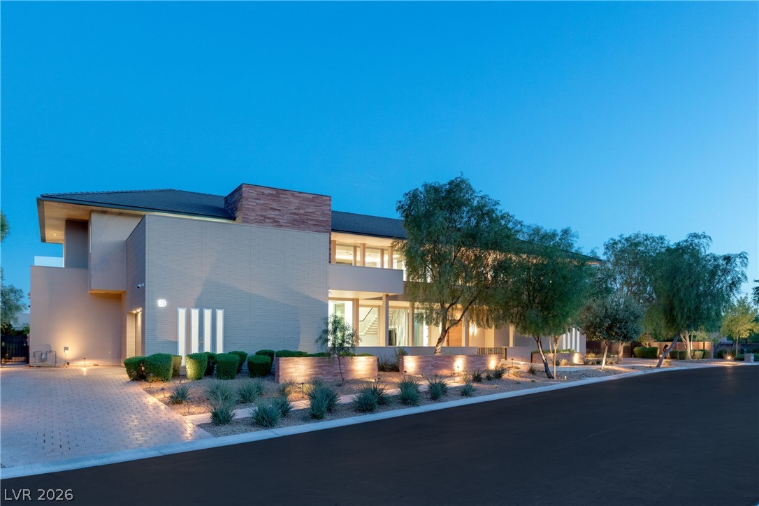 38 Hawkeye Lane