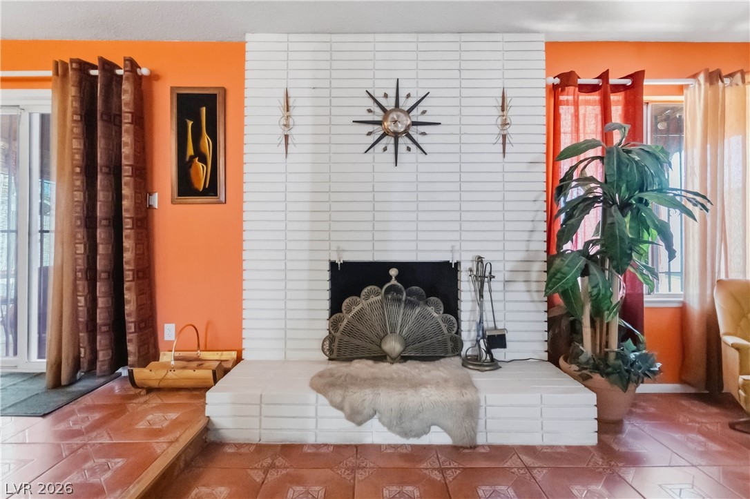 3232 Pawnee Drive