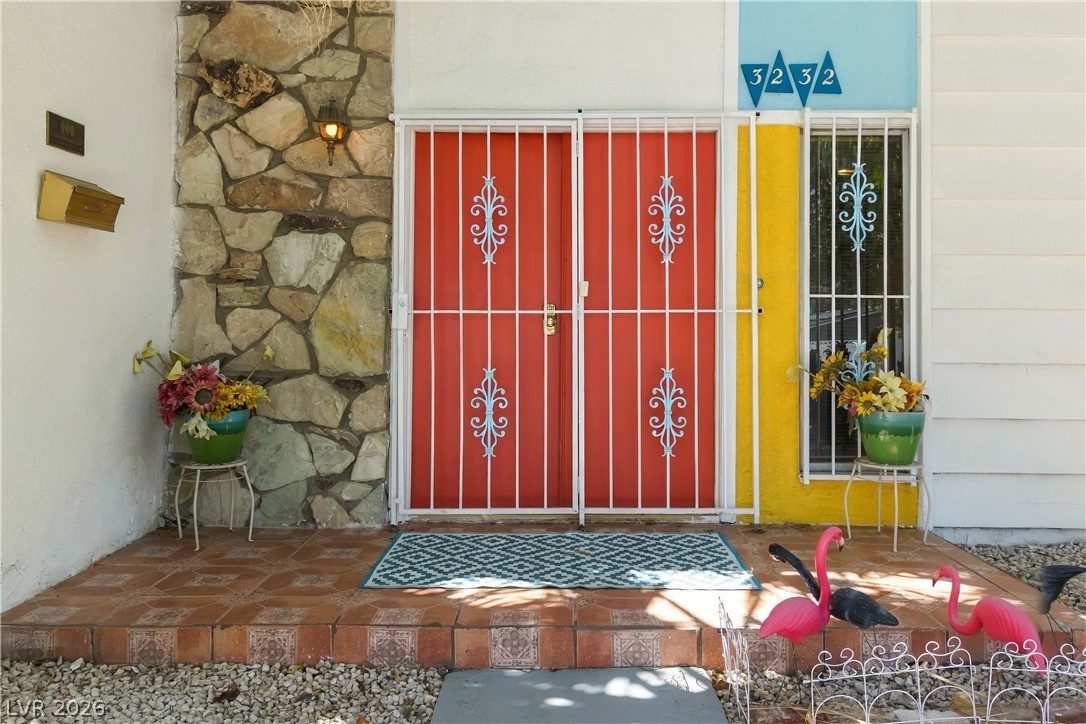 3232 Pawnee Drive