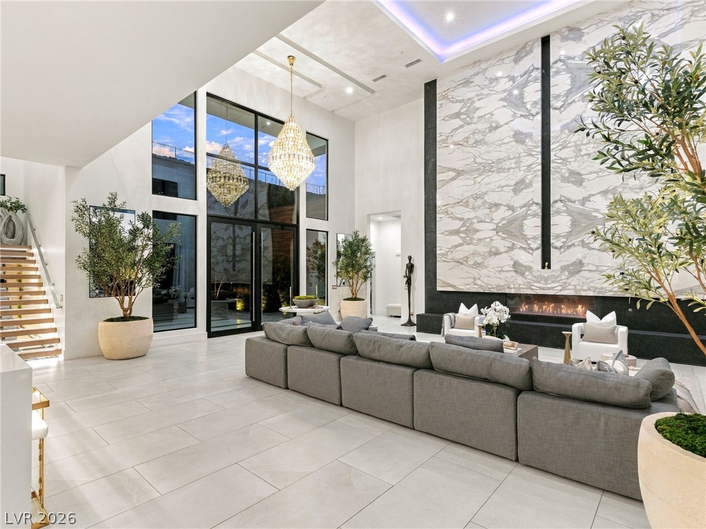1 Sanctuary Peak Court