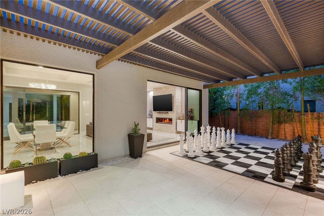 38 Grey Feather Drive
