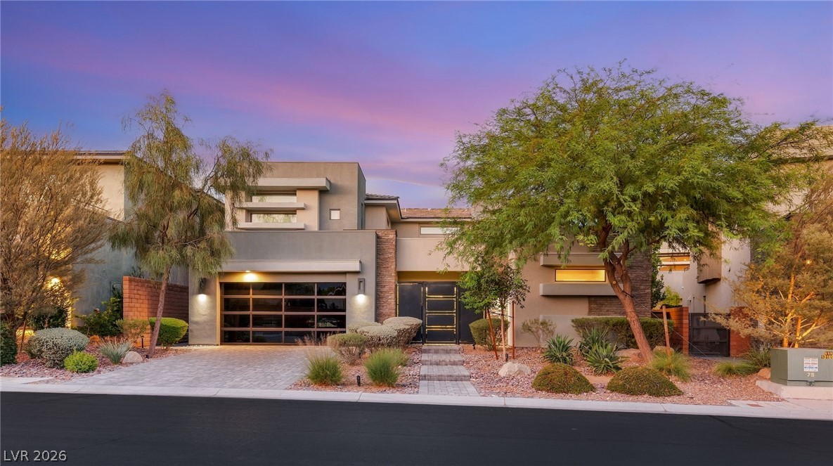 38 Grey Feather Drive
