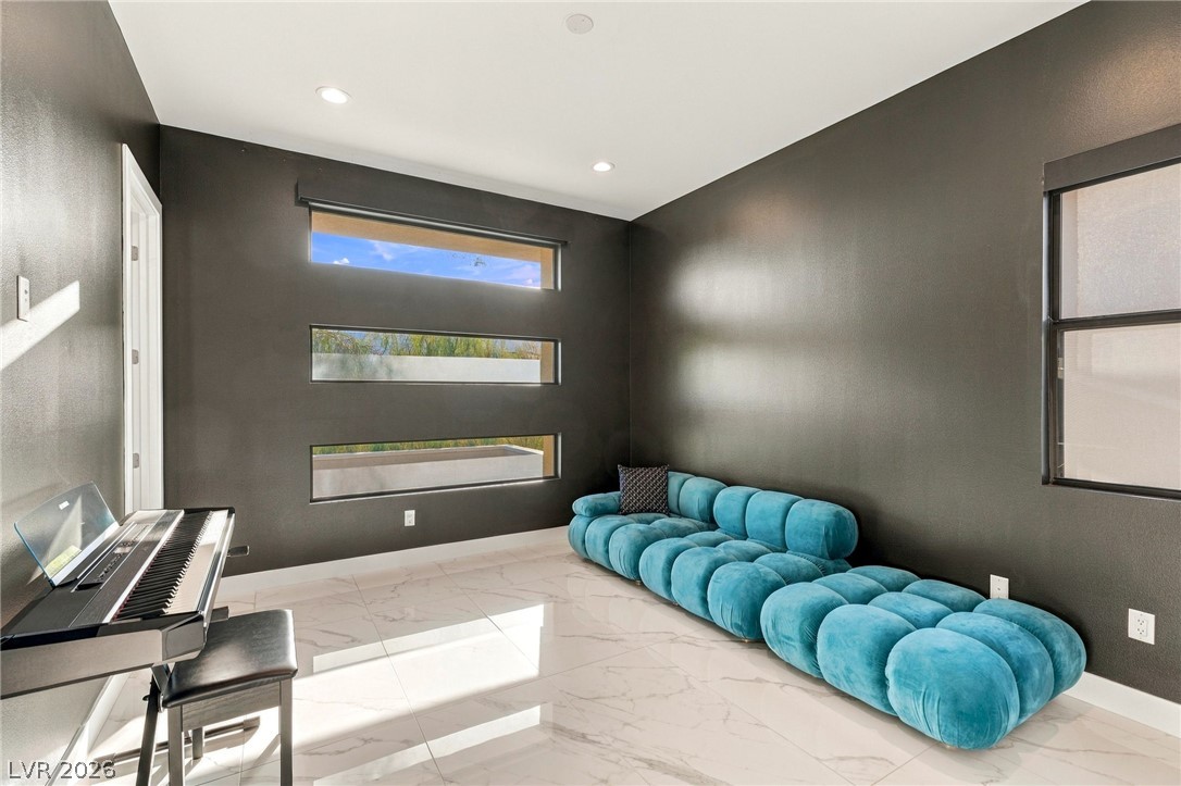 38 Grey Feather Drive