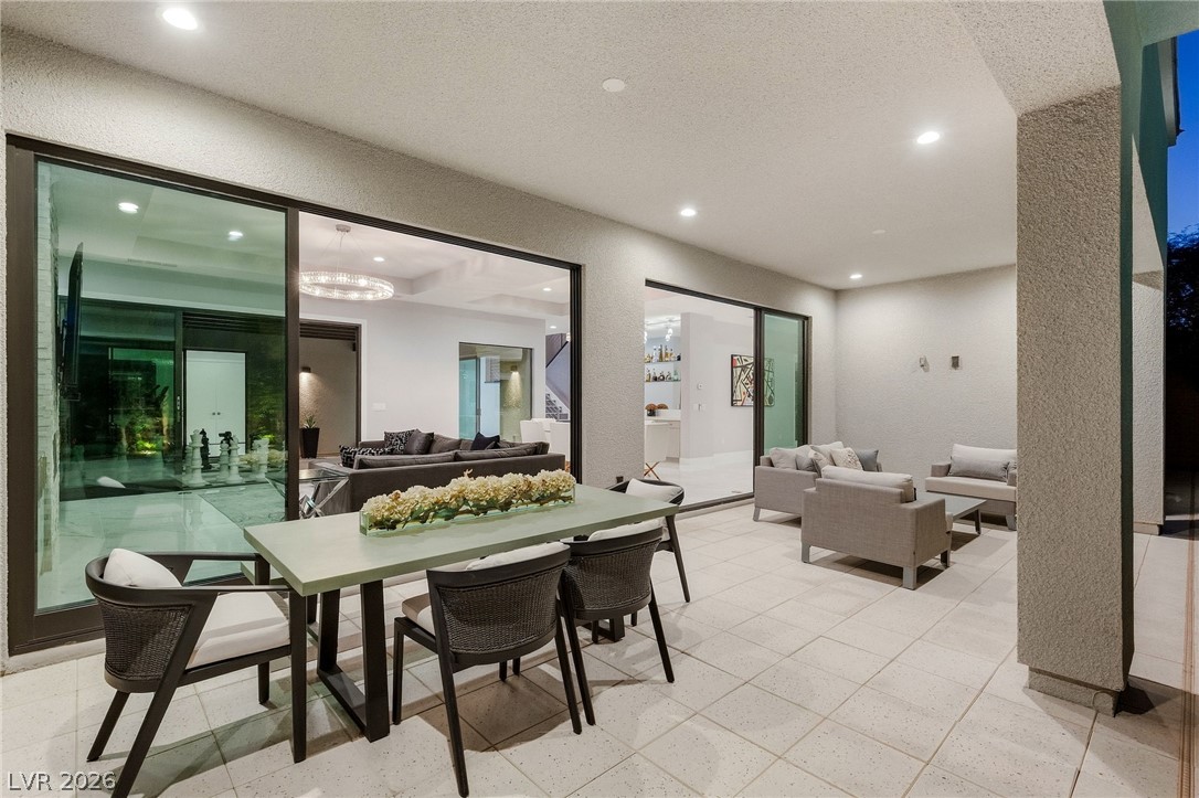 38 Grey Feather Drive