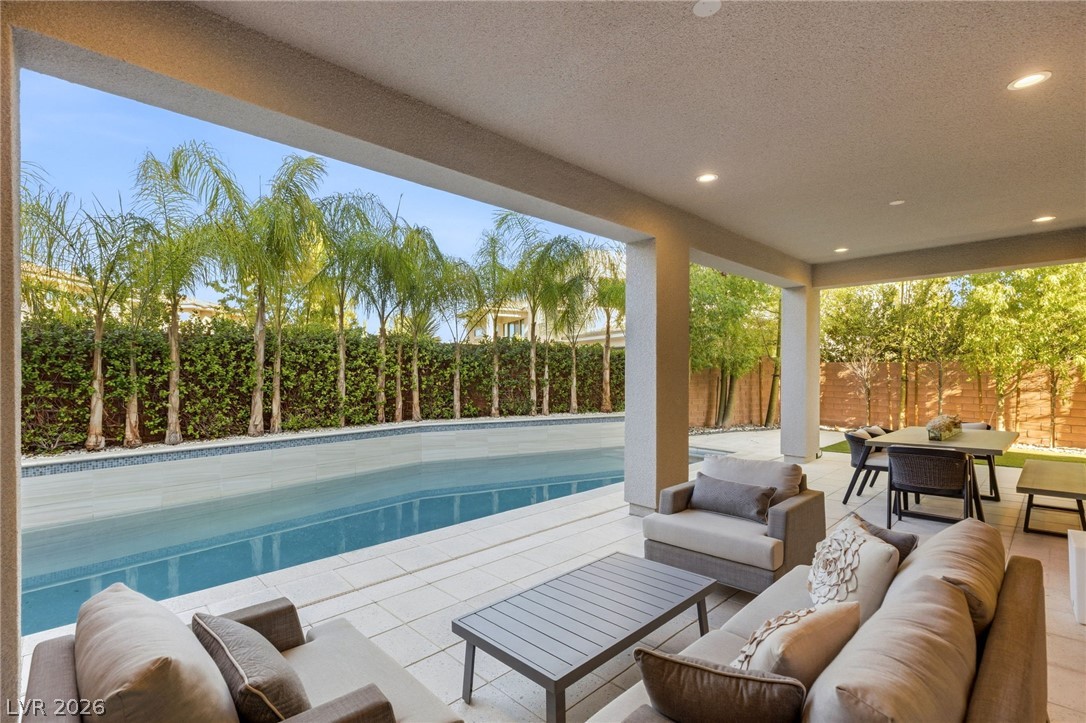 38 Grey Feather Drive
