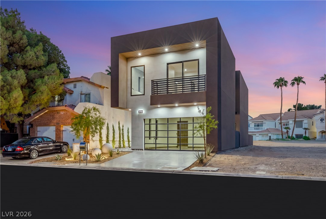 2824 Queens Courtyard Drive