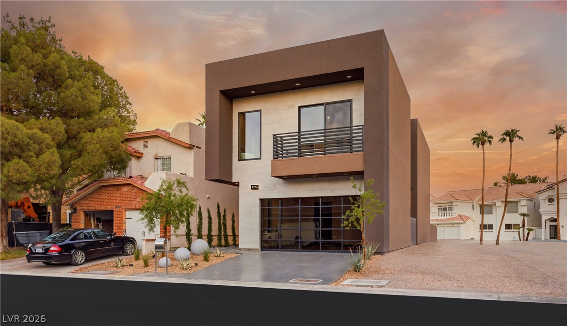 2824 Queens Courtyard Drive