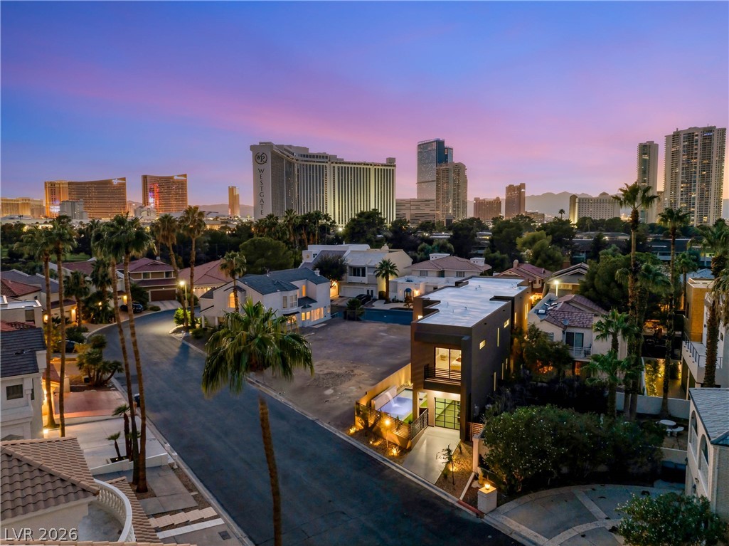 2824 Queens Courtyard Drive