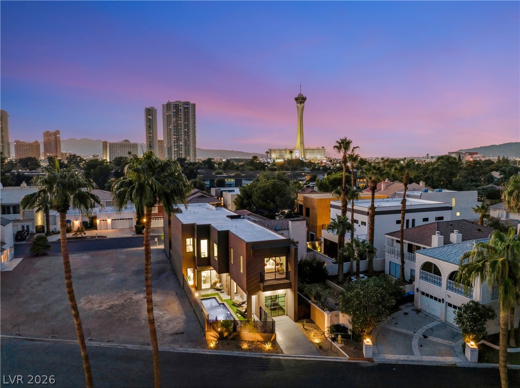 2824 Queens Courtyard Drive