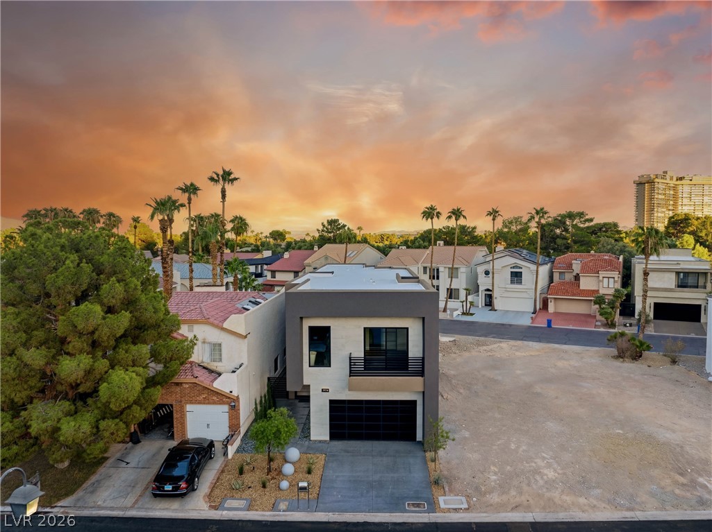 2824 Queens Courtyard Drive
