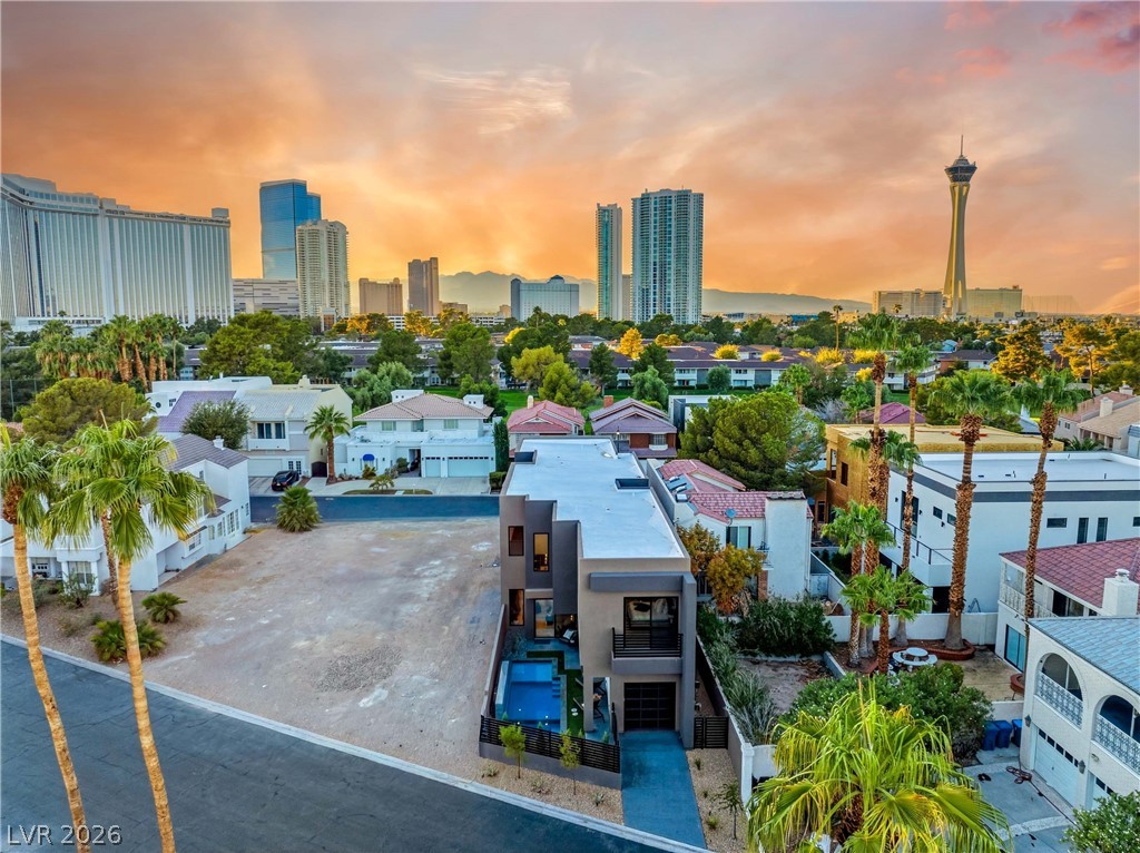 2824 Queens Courtyard Drive