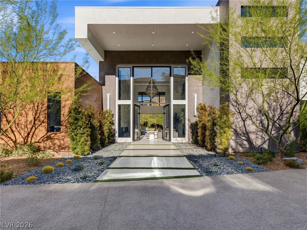 1 Sanctuary Peak Court