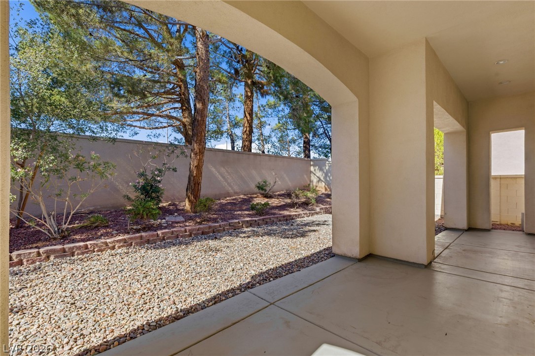 1009 Sir James Bridge Way