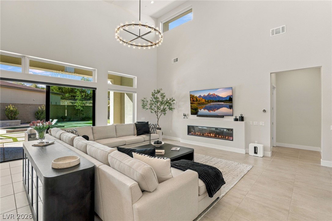 4687 Outlook Peak Street