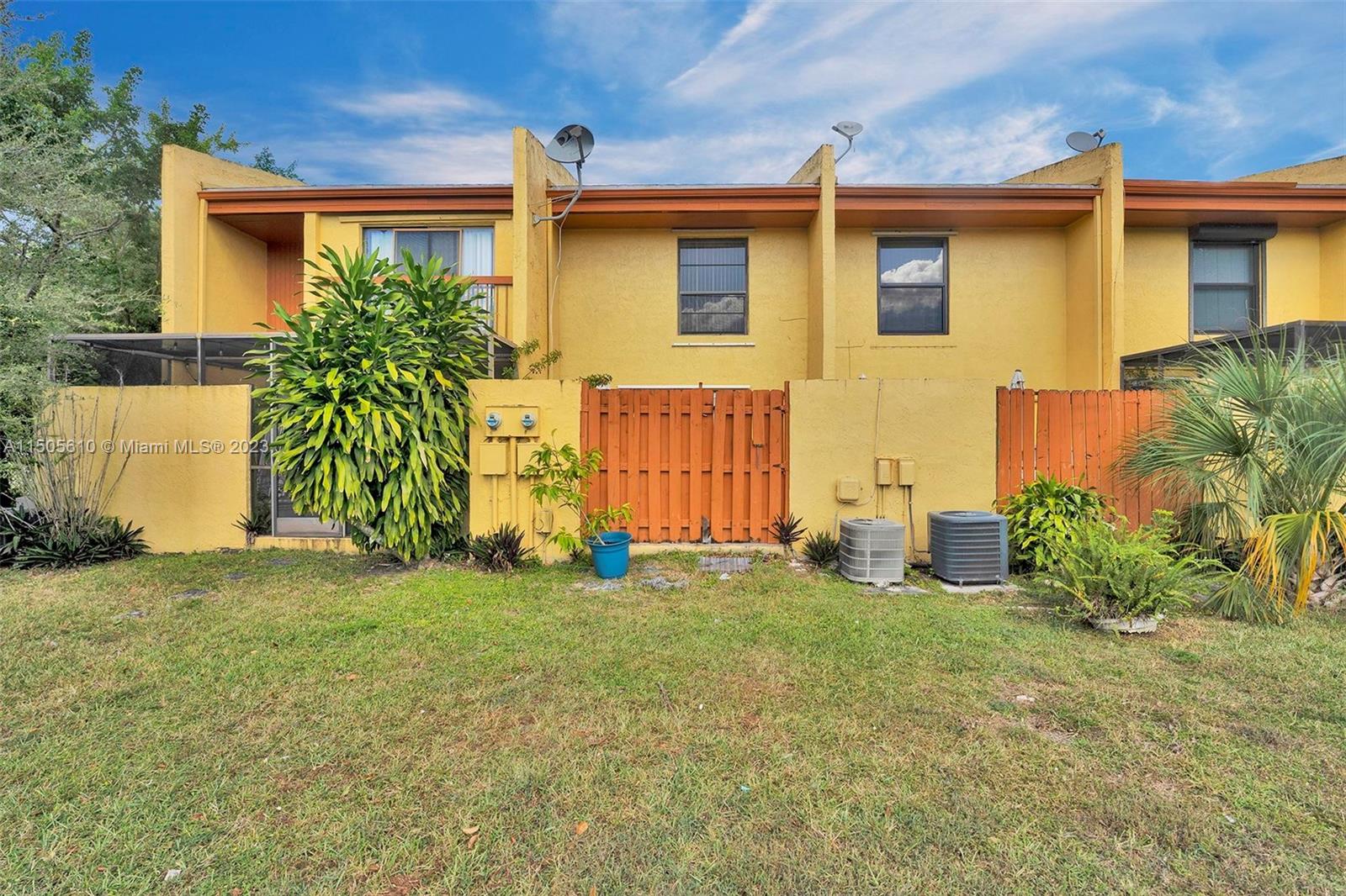 9380 NW 15th Ct Unit: 334