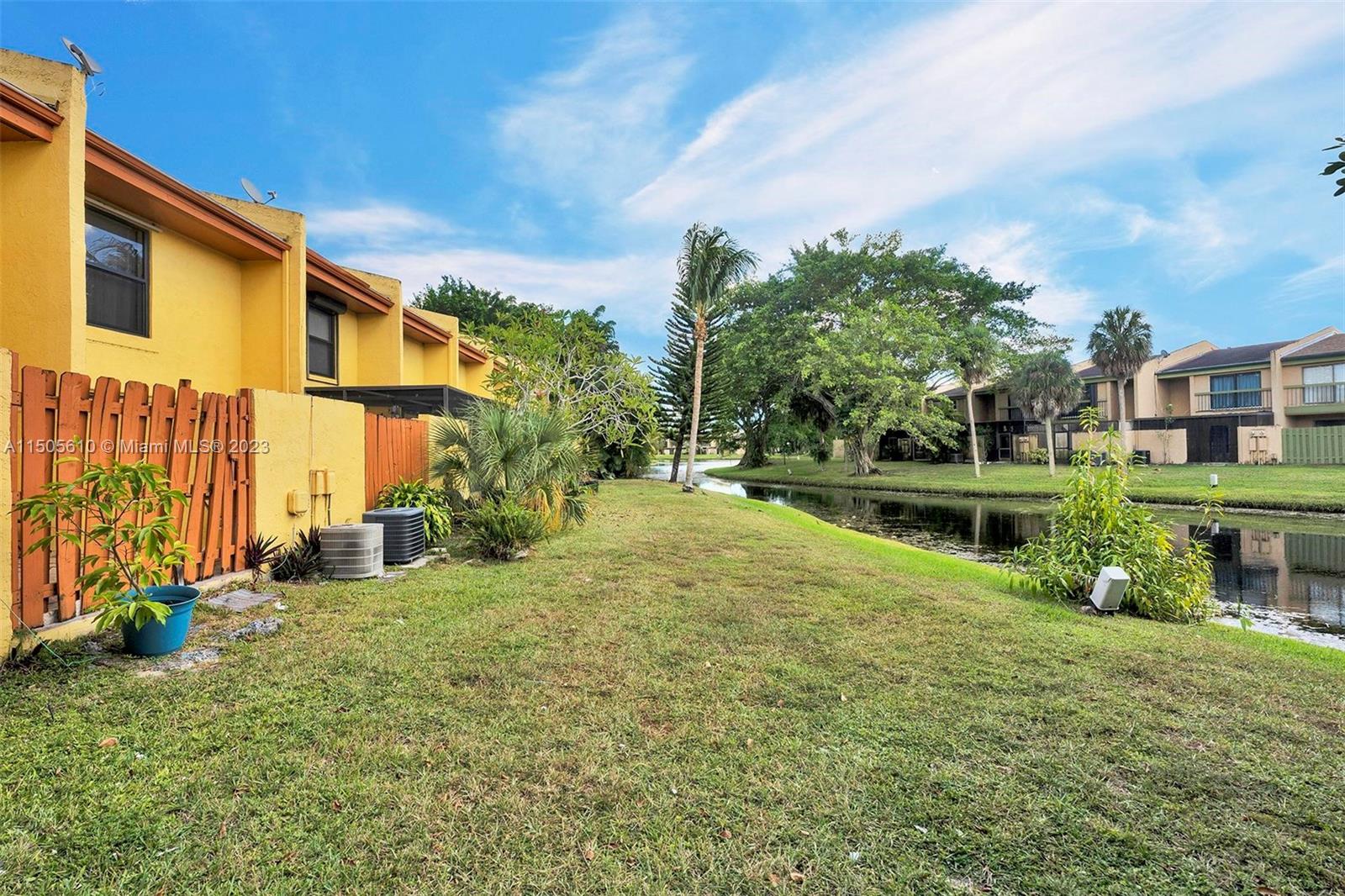 9380 NW 15th Ct Unit: 334