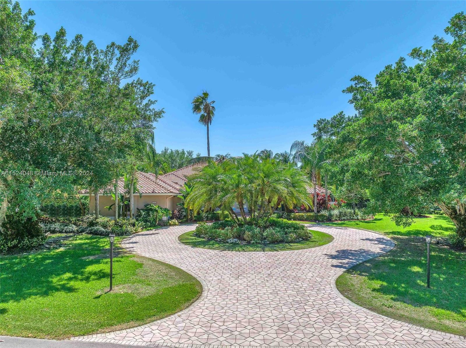 3767 Pine Lake Dr