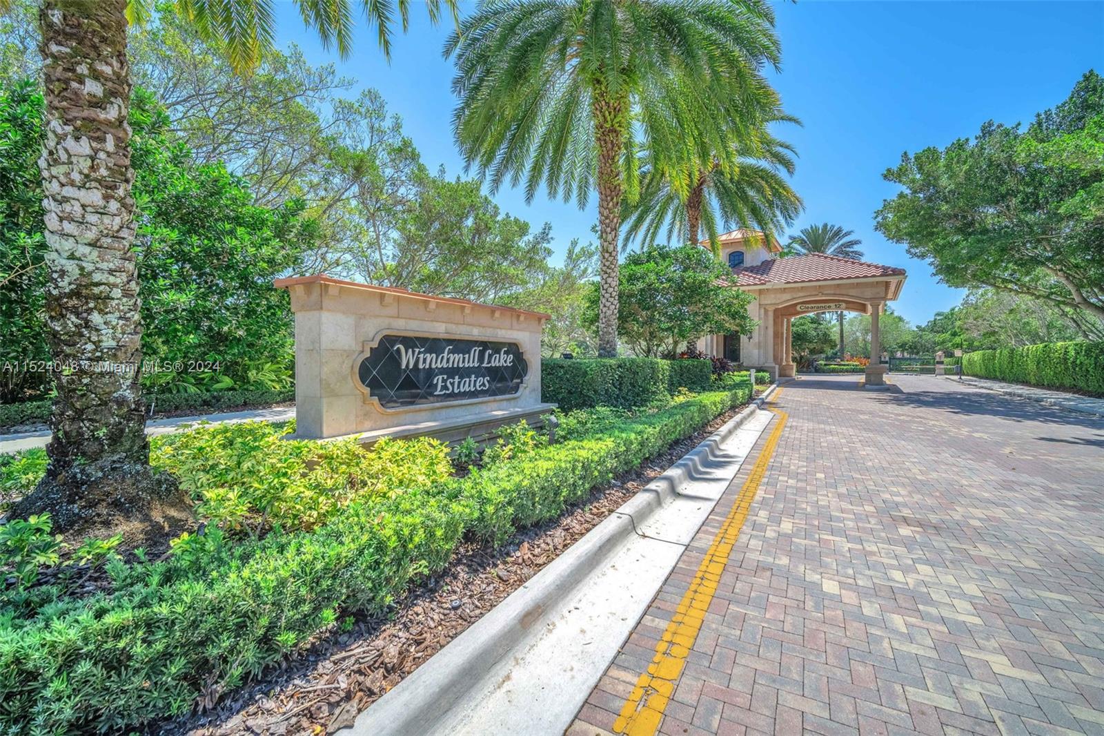 3767 Pine Lake Dr