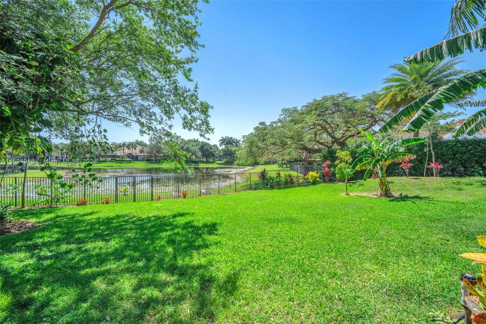 3767 Pine Lake Dr