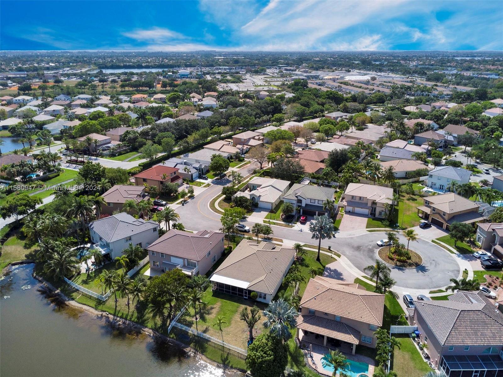 350 SW 167th Ave