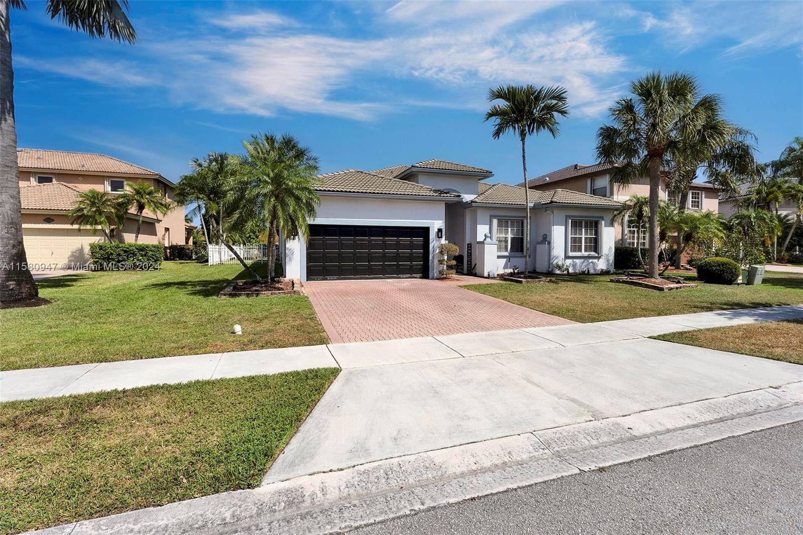 350 SW 167th Ave