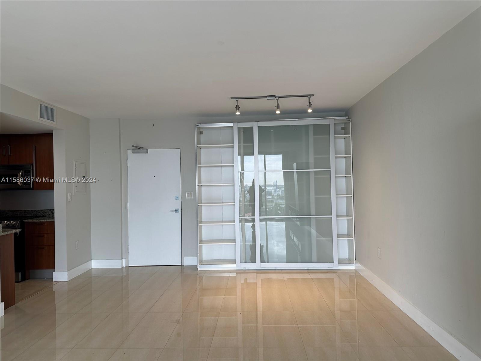 10275 Collins Ave # 1230