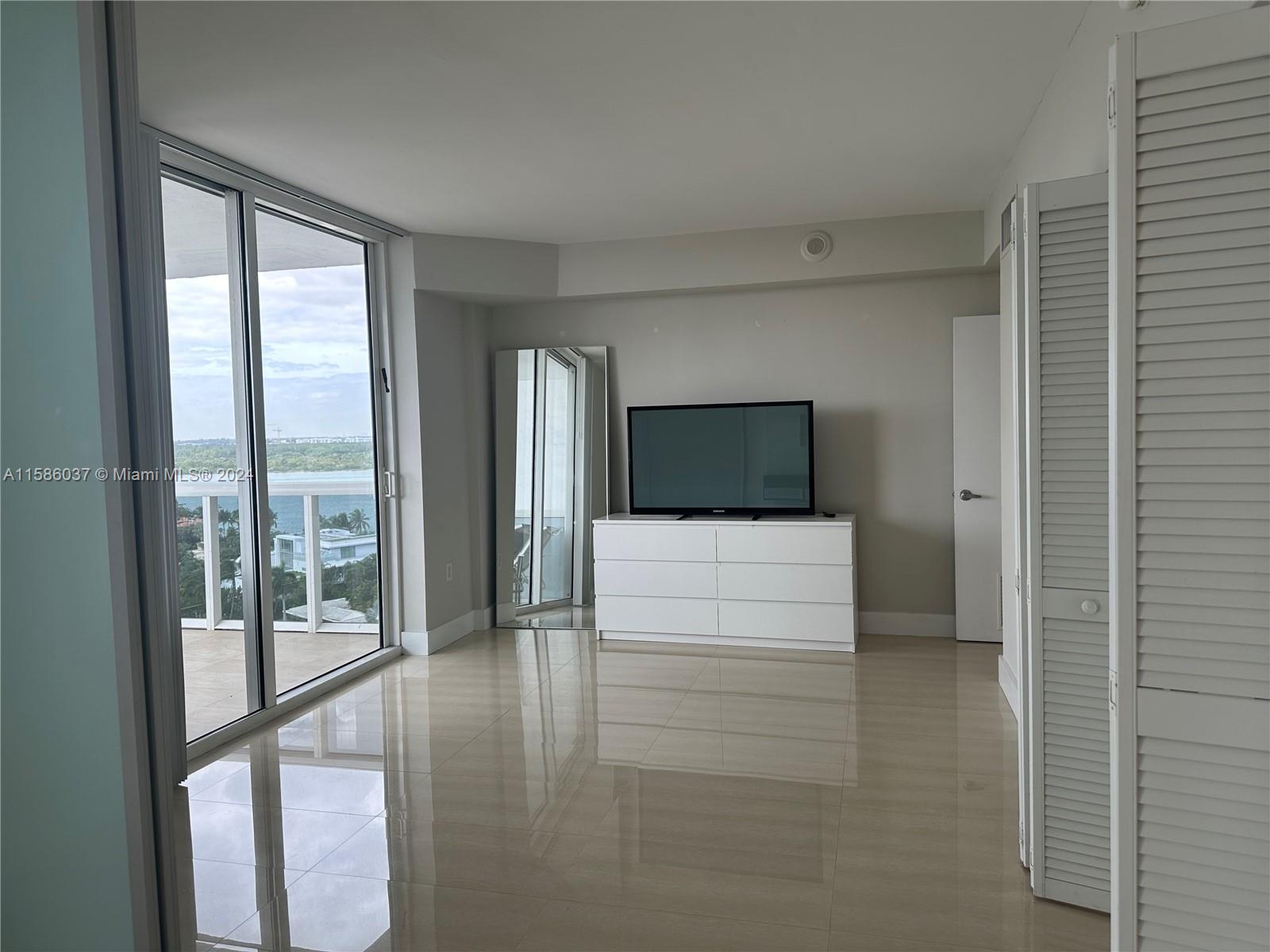 10275 Collins Ave # 1230