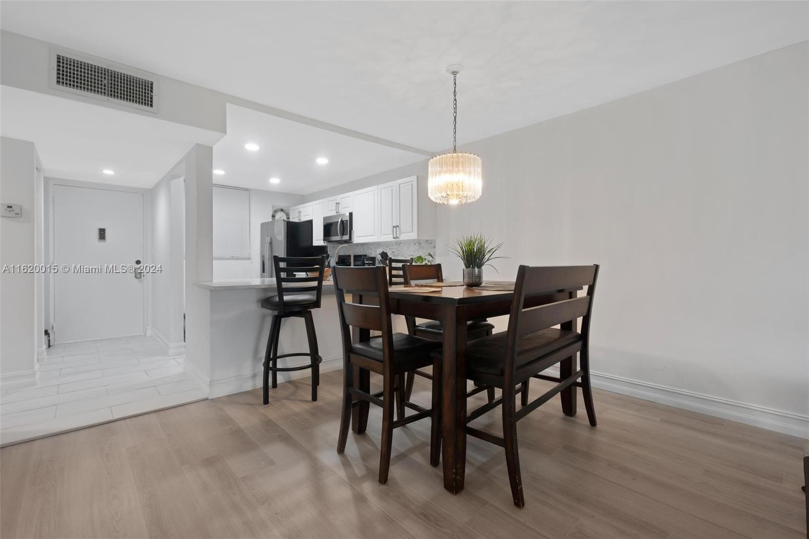 3671 Environ Blvd # 165