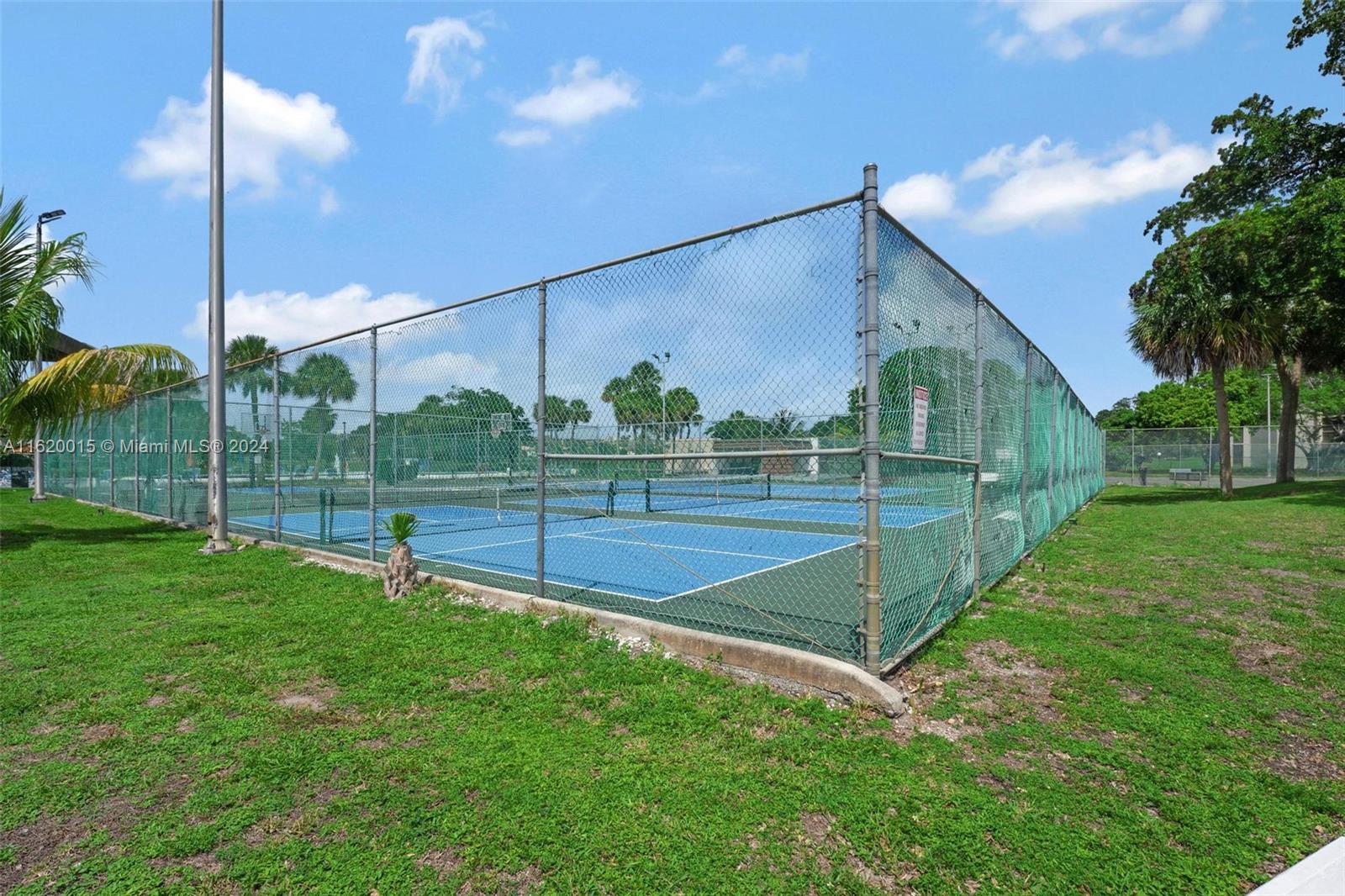 3671 Environ Blvd # 165