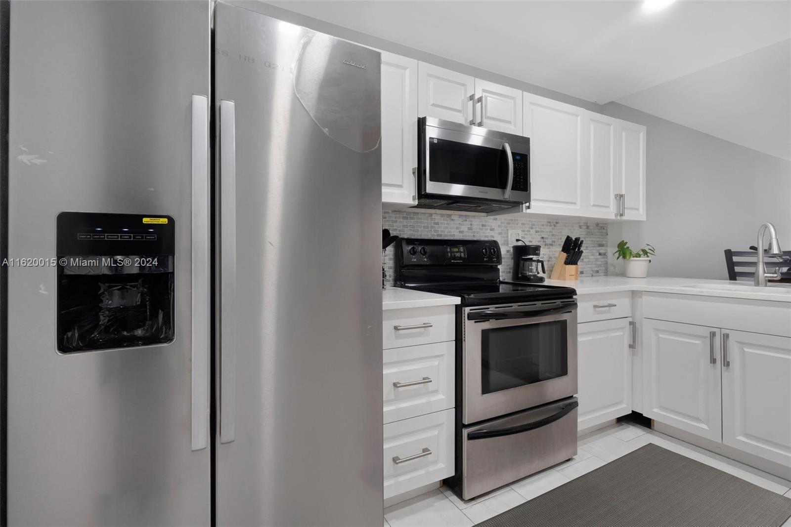 3671 Environ Blvd # 165