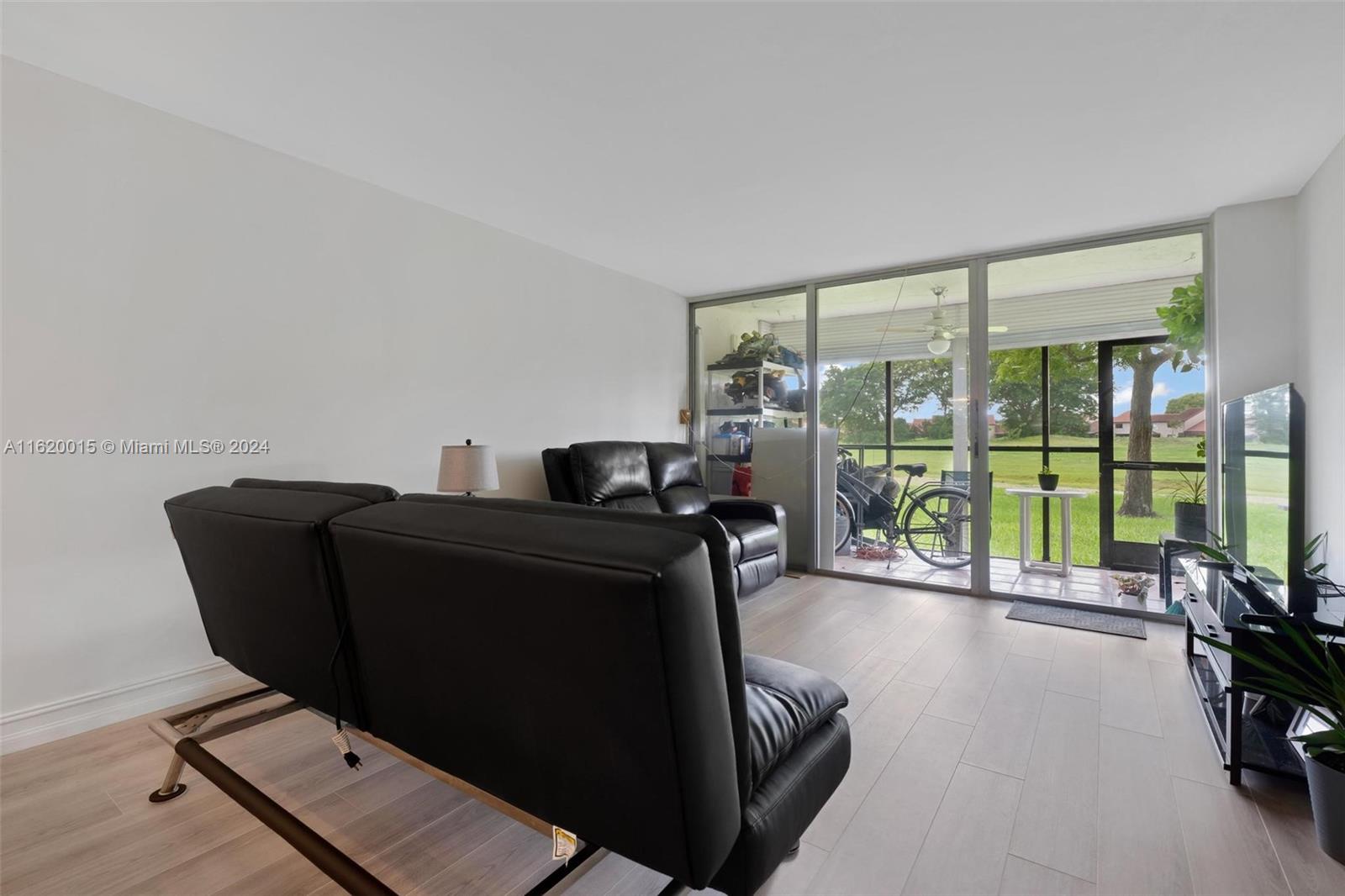 3671 Environ Blvd # 165