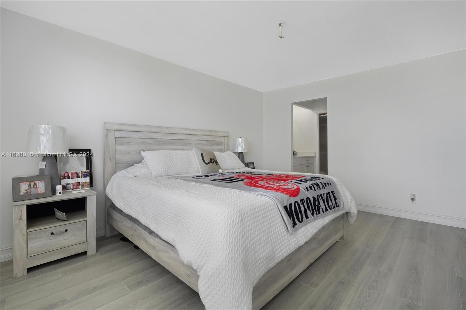 3671 Environ Blvd # 165