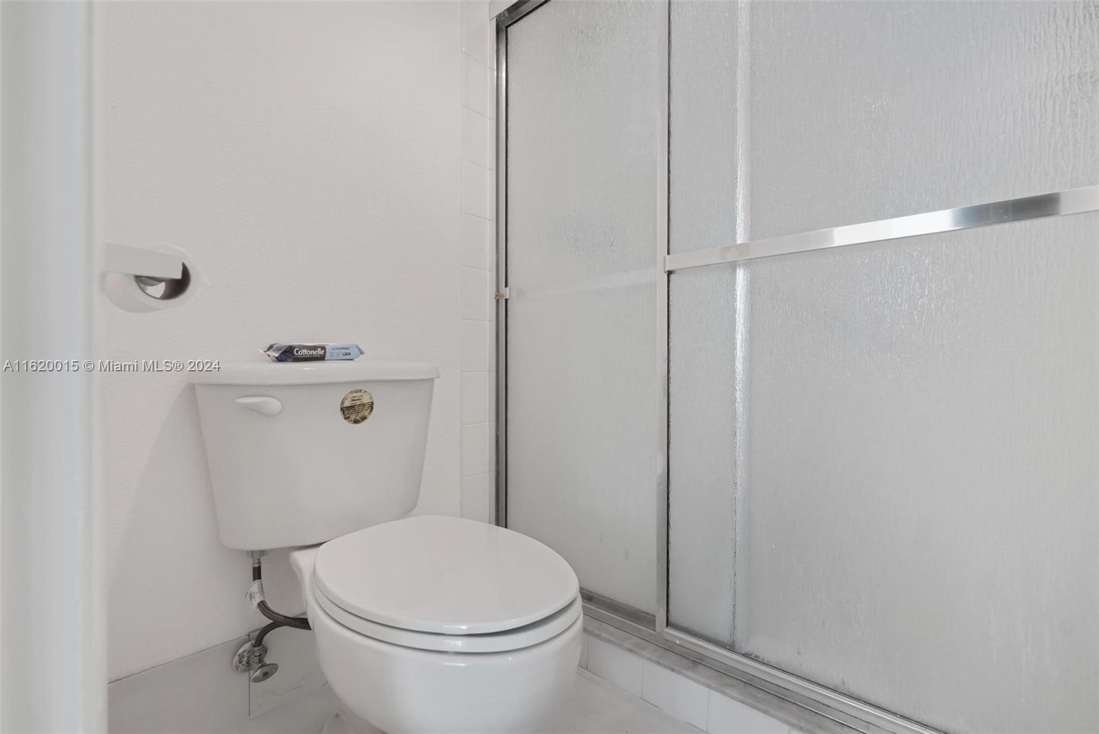 3671 Environ Blvd # 165