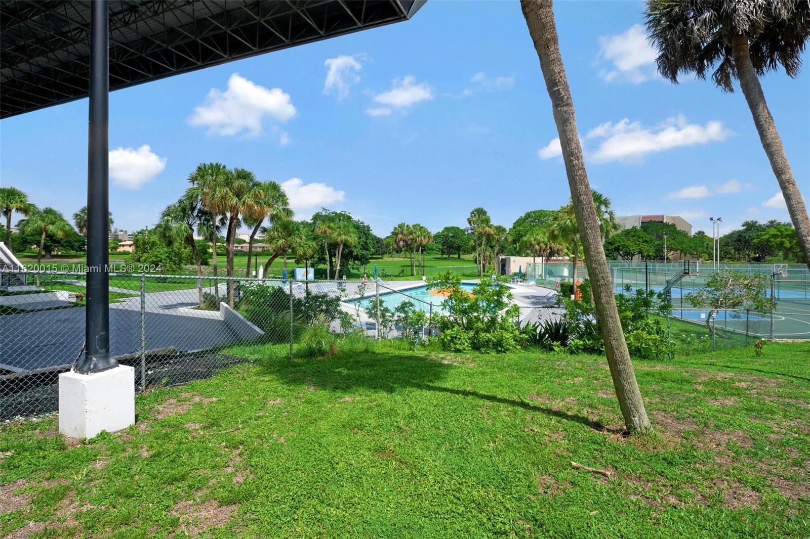 3671 Environ Blvd # 165