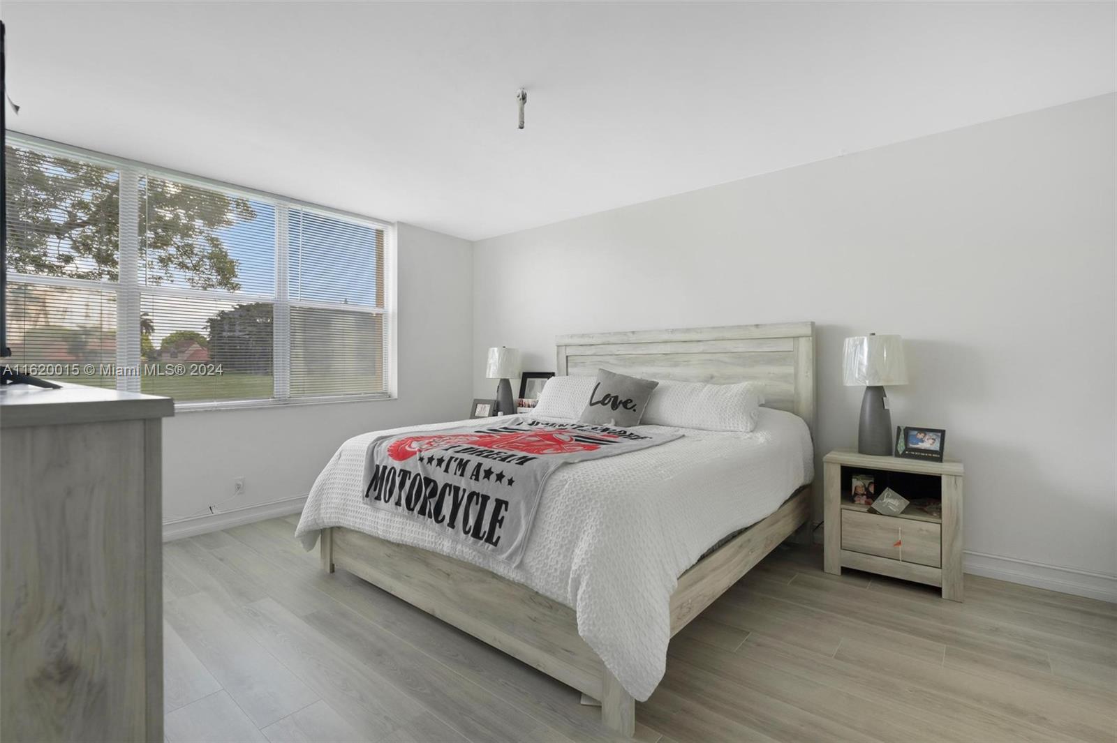 3671 Environ Blvd # 165
