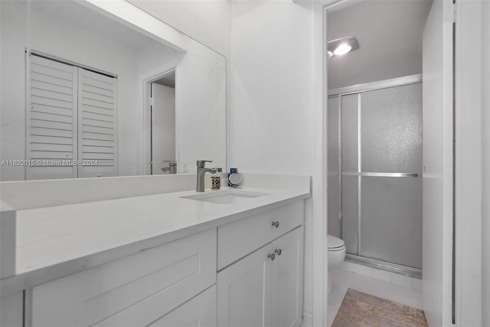 3671 Environ Blvd # 165