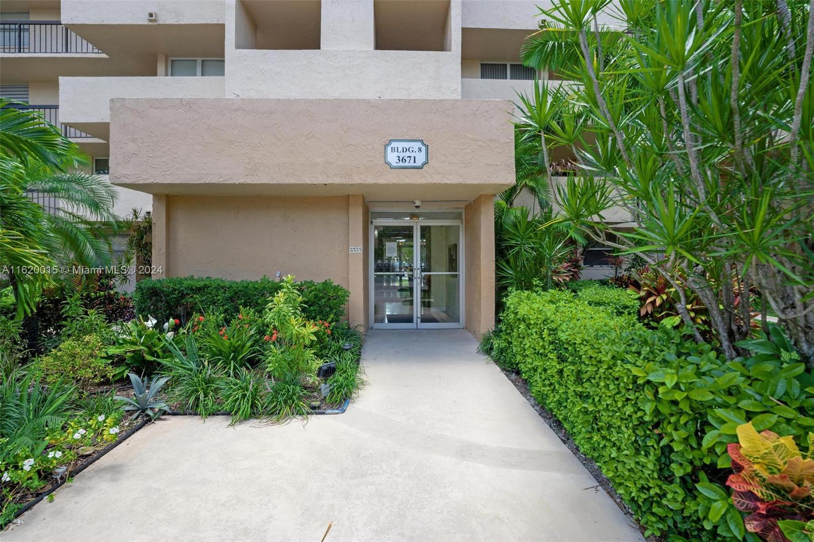 3671 Environ Blvd # 165